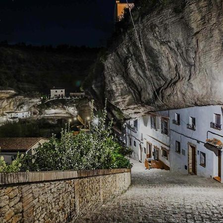 Casa Rural Bajo La Alcazaba Setenil De Las Bodegas 外观 照片